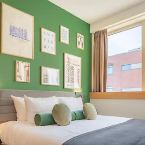 Maxhotel Amsterdam Airport Schiphol - Recently Renovated Szálloda